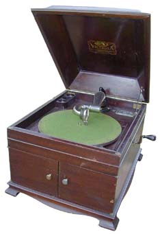 Victrola IX