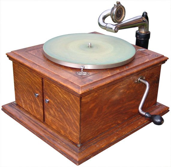 Victrola IV